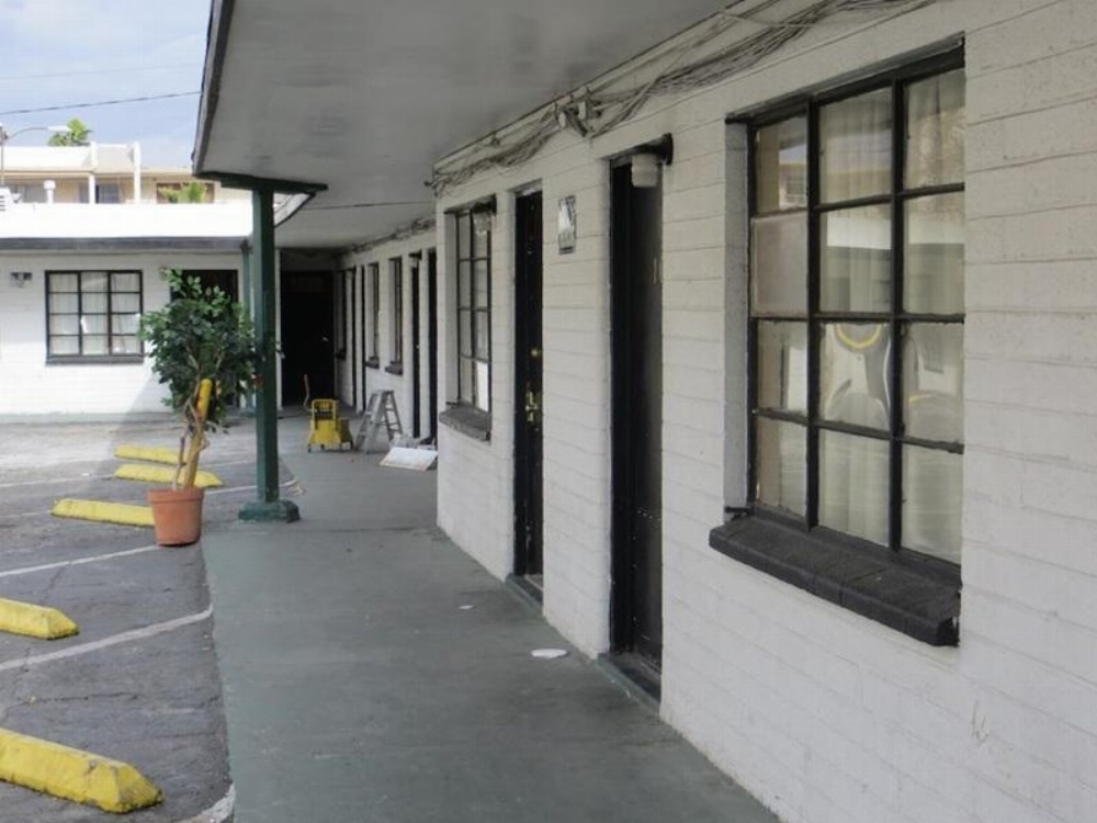 Economy Motel Image 12